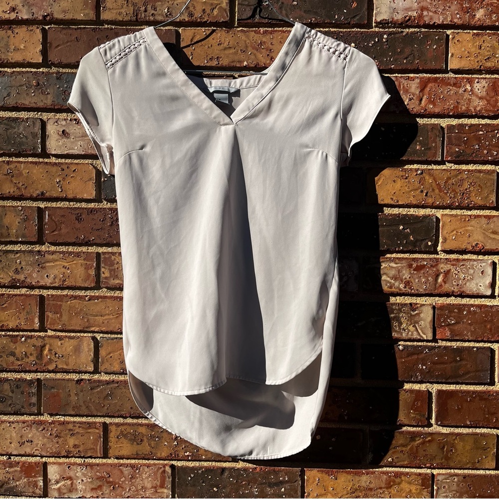 H&M Cream Cap Sleeve Top